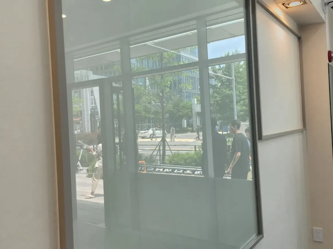 포천시 동교동 카페 음료 작업대 장비 주변 정밀 위생청소 사례 - 행진크린