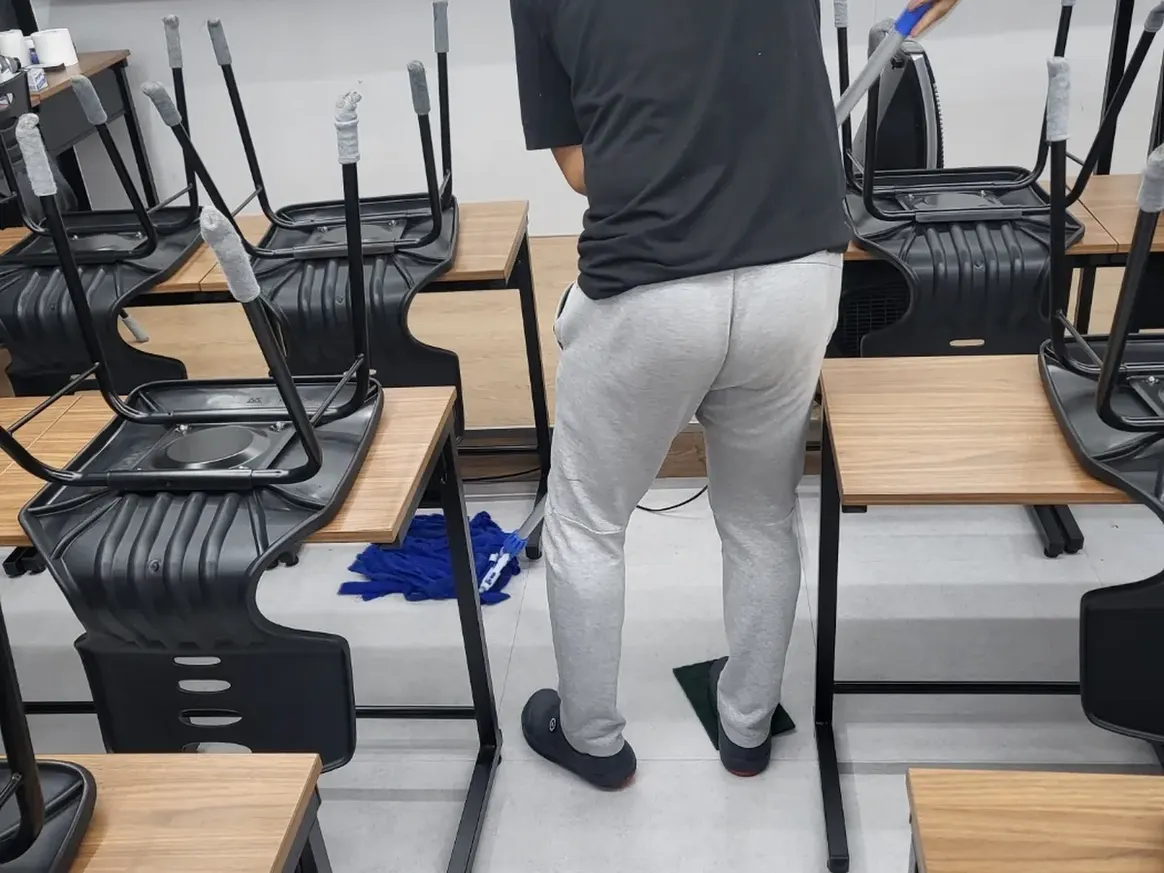 연천군 왕징면 사업장 로비·응접실 바닥 위생청소 사례 - 행진크린